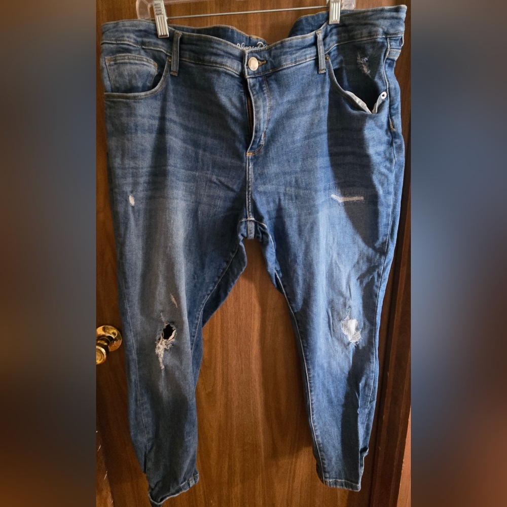 Universal Thread Women's Relaxed Blue Jeans with Rips